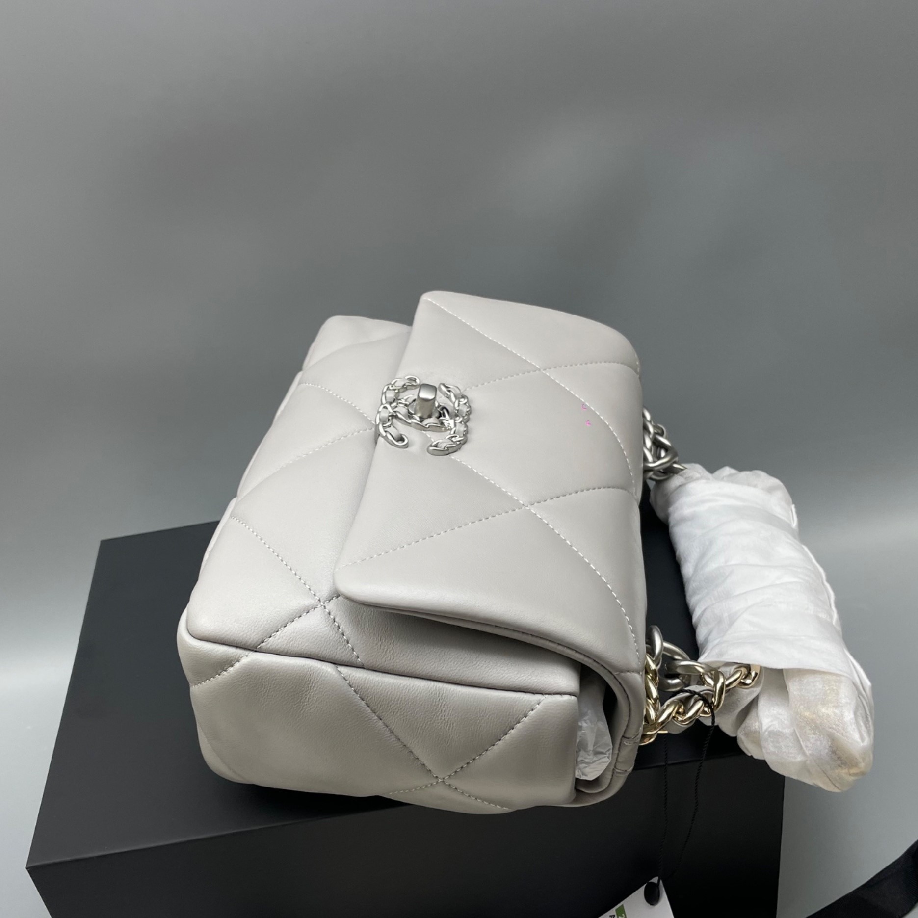 [True-to-ORIGINAL] Ch**el Classic Flap Bag Grey For Women 10.2in/26cm