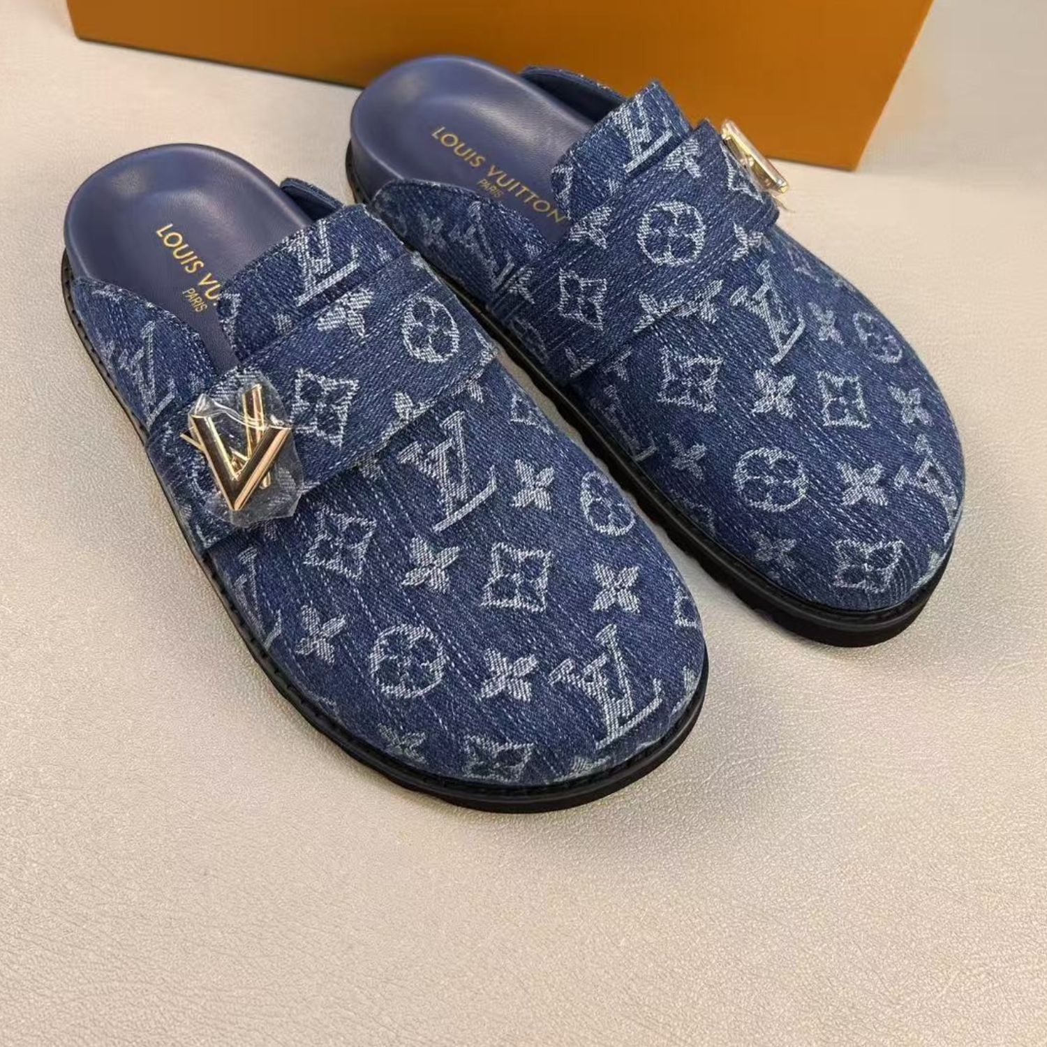 L0vis Vvtt0n LV Cosy Comfort Mule Blue For Women 1AGVOO