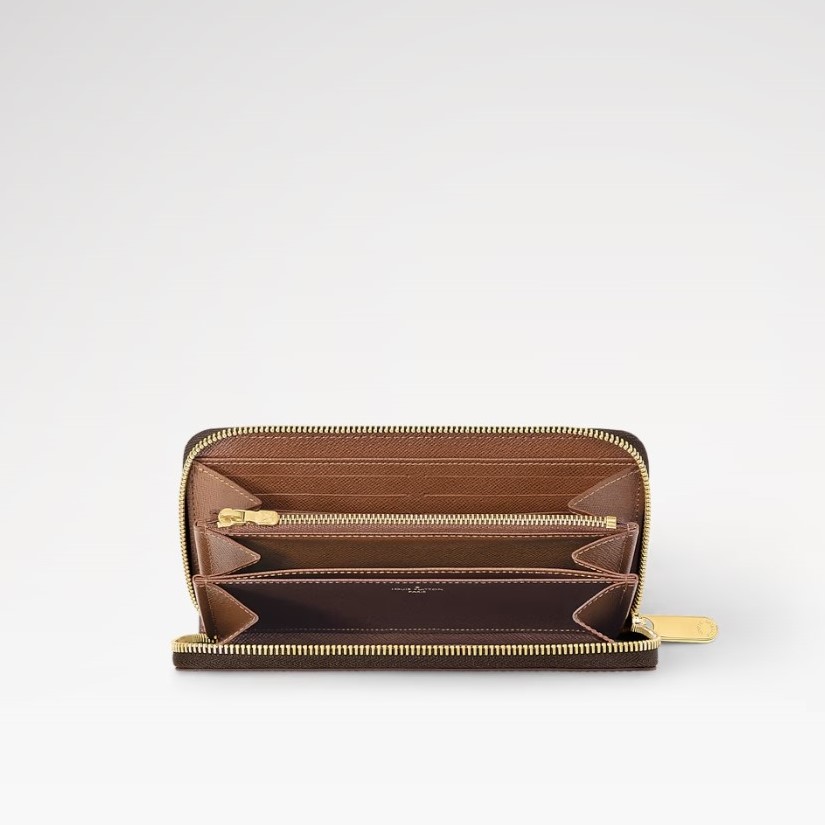 L0vis Vvtt0n Zippy Wallet Monogram Canvas For Women, Women’s Wallet 4.1in/10.5cm LV M42616