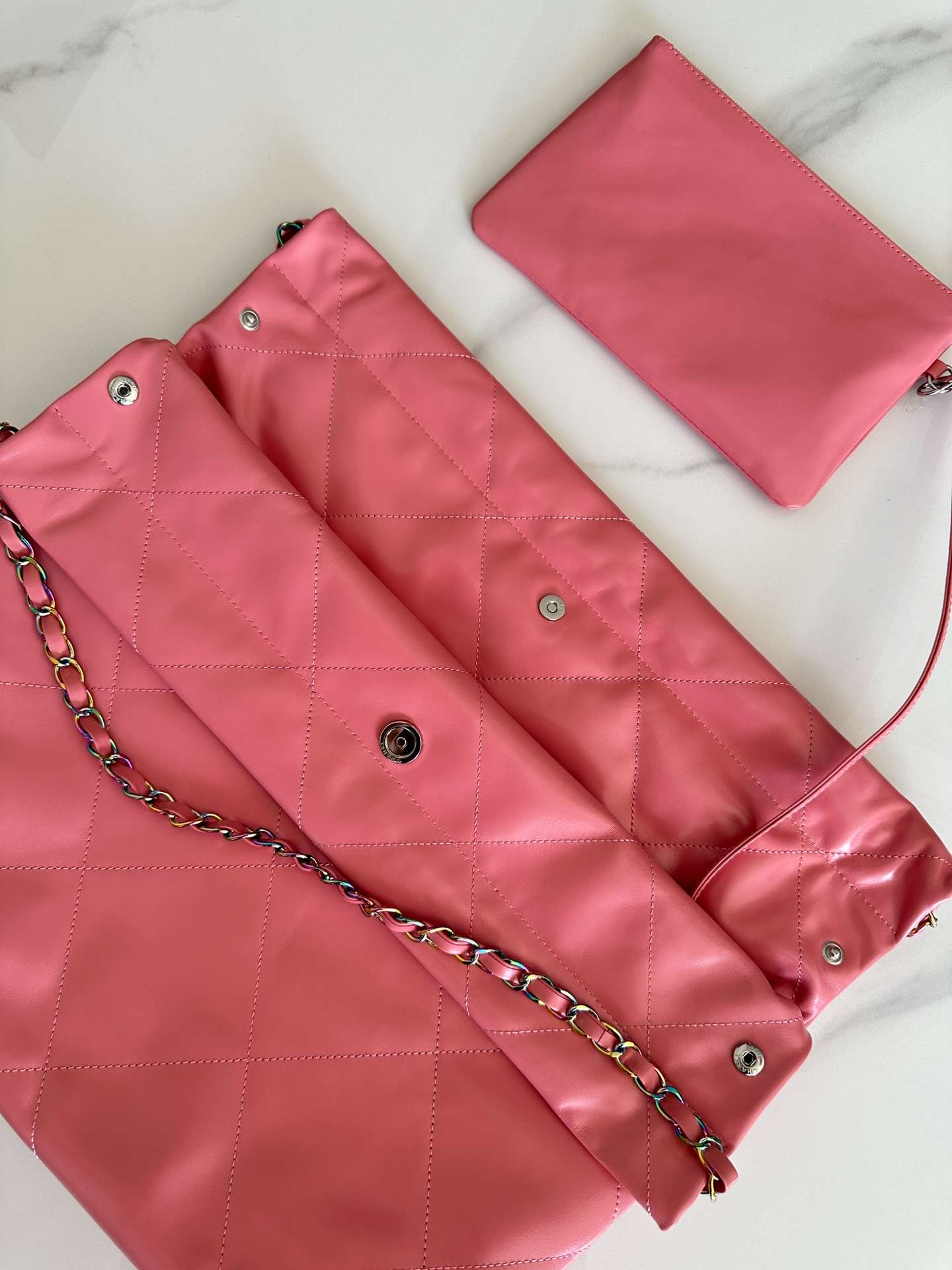 [True-to-ORIGINAL] Ch**el 22 Handbag Pink For Women 42cm/16.4in AS3261