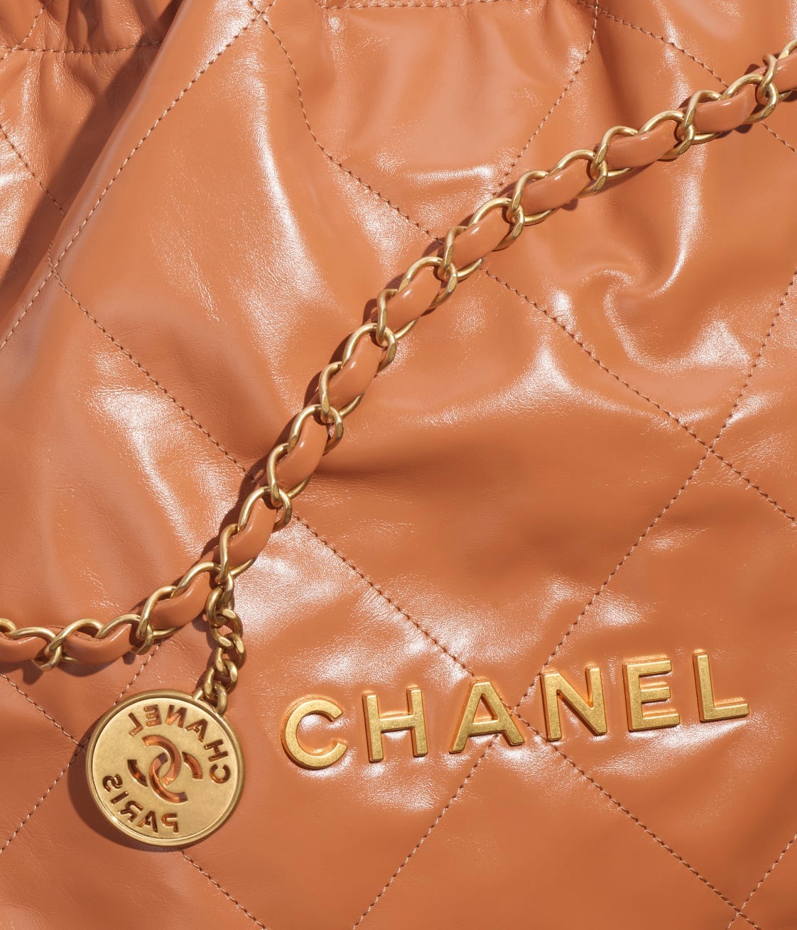 [True-to-ORIGINAL] Ch**el 22 Bag Camel For Women AS3261 B08037 NU907 – 16.4 Inches/42 Cm