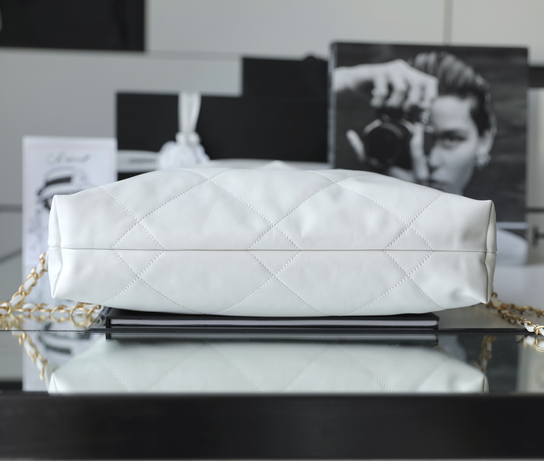 [True-to-ORIGINAL] Ch**el Large Ch**el 22 Backpack White For Women, Women’s Bags 19.9in/51cm AS3313 B08037 10601