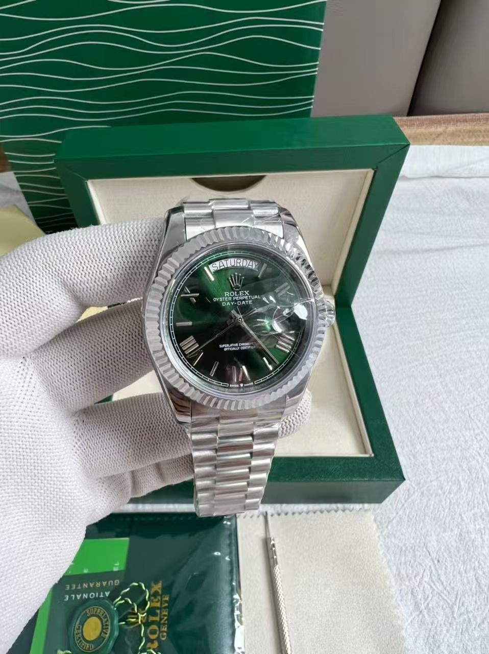 R01ex Set: Day-Date 40 Watch Rose Gold Toned And Silver Toned