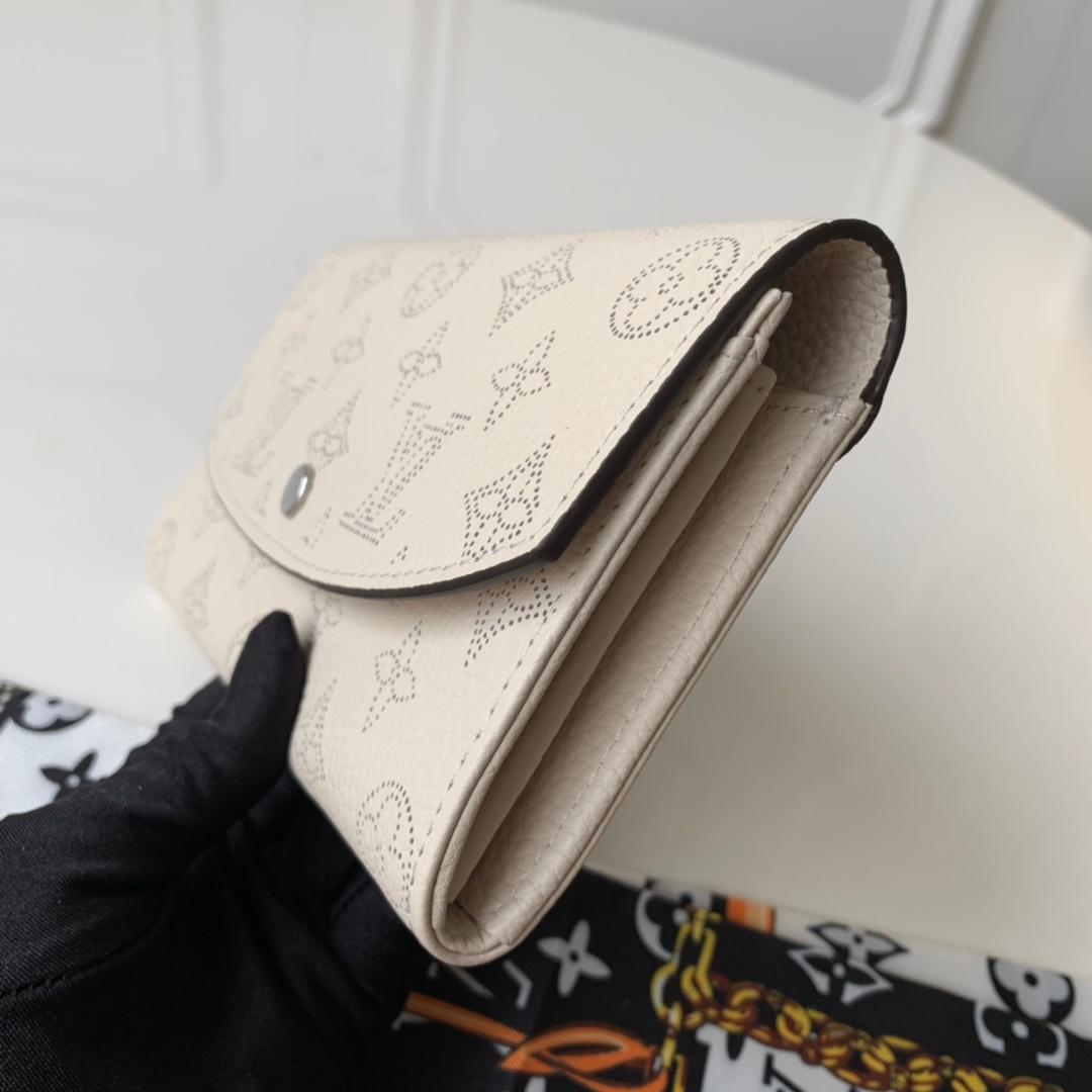 L0vis Vvtt0n Iris Wallet Monogram Canvas Greige For Women, Women’s Wallet 19cm LV M60144