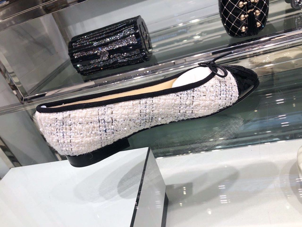 Ch**el Ballerina Flats Tweed & Grosgrain Calfskin Leather Fall/Winter Collection Grey/Black