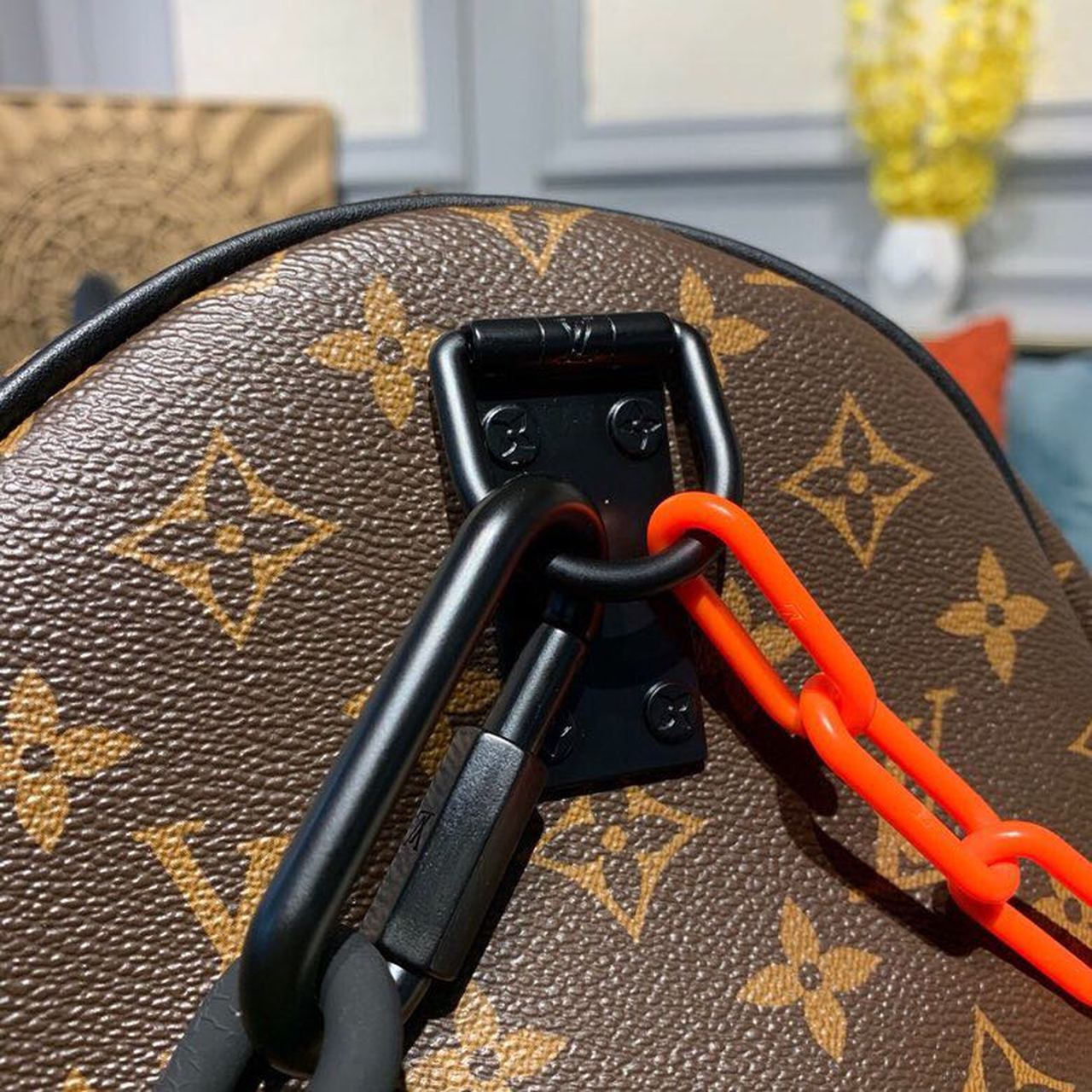 L0vis Vvtt0n Keepall Bandouliere 50 Monogram Solar Ray Canvas Black/Orange By Virgil Abloh 19.7in/50cm LV M44471