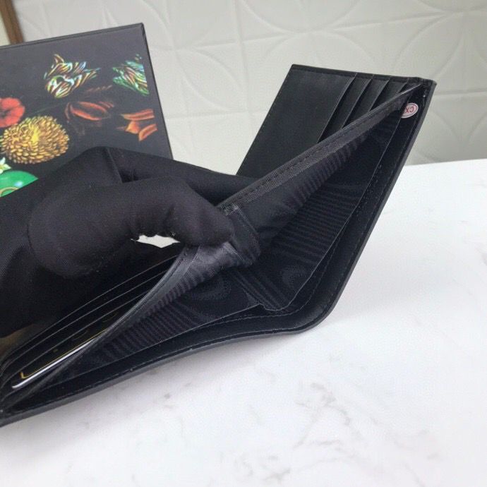 Gvc*1 Tiger Print GG Svp*me Bi-Fold Wallet For Men, Men’s Wallet 11cm/4.3in GG 451268 K5Z1N 8666