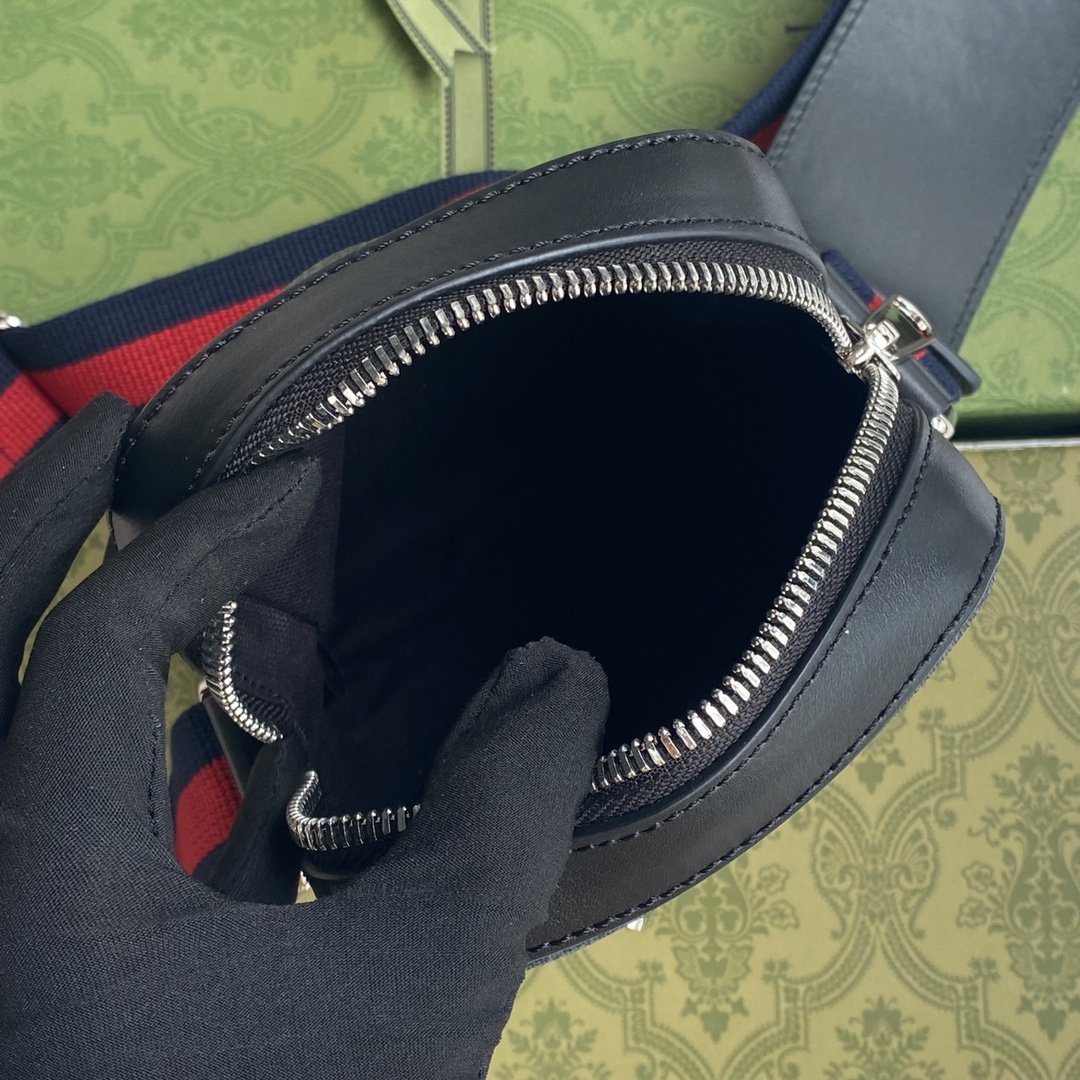 Gvc*1 GG Messenger Bag Black/Grey GG Svp*me Canvas A Material With Low Environmental Impact With Black For Men 7in/18cm GG ‎682357 K5RLN 1095