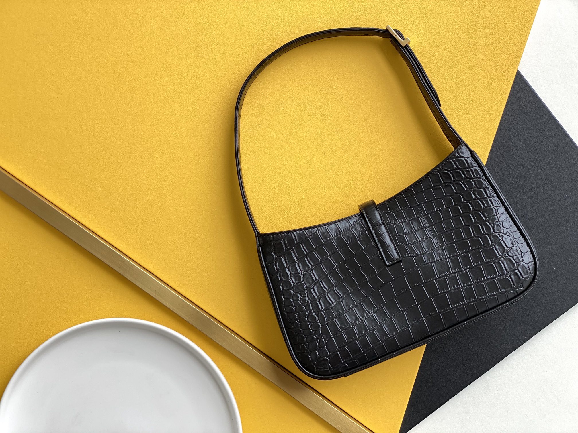 Sa1nt Lau*nt LE 5 À 7 Hobo Bag Black In Embossed Material For Women 9in/23cm Y51 657228DZESW1062