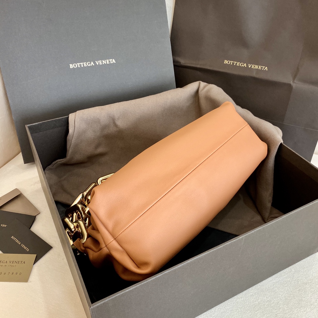 B0tt*ga Ven*ta Chain Pouch Light Orange, For Women, Women’s Bags 12.2in/31cm