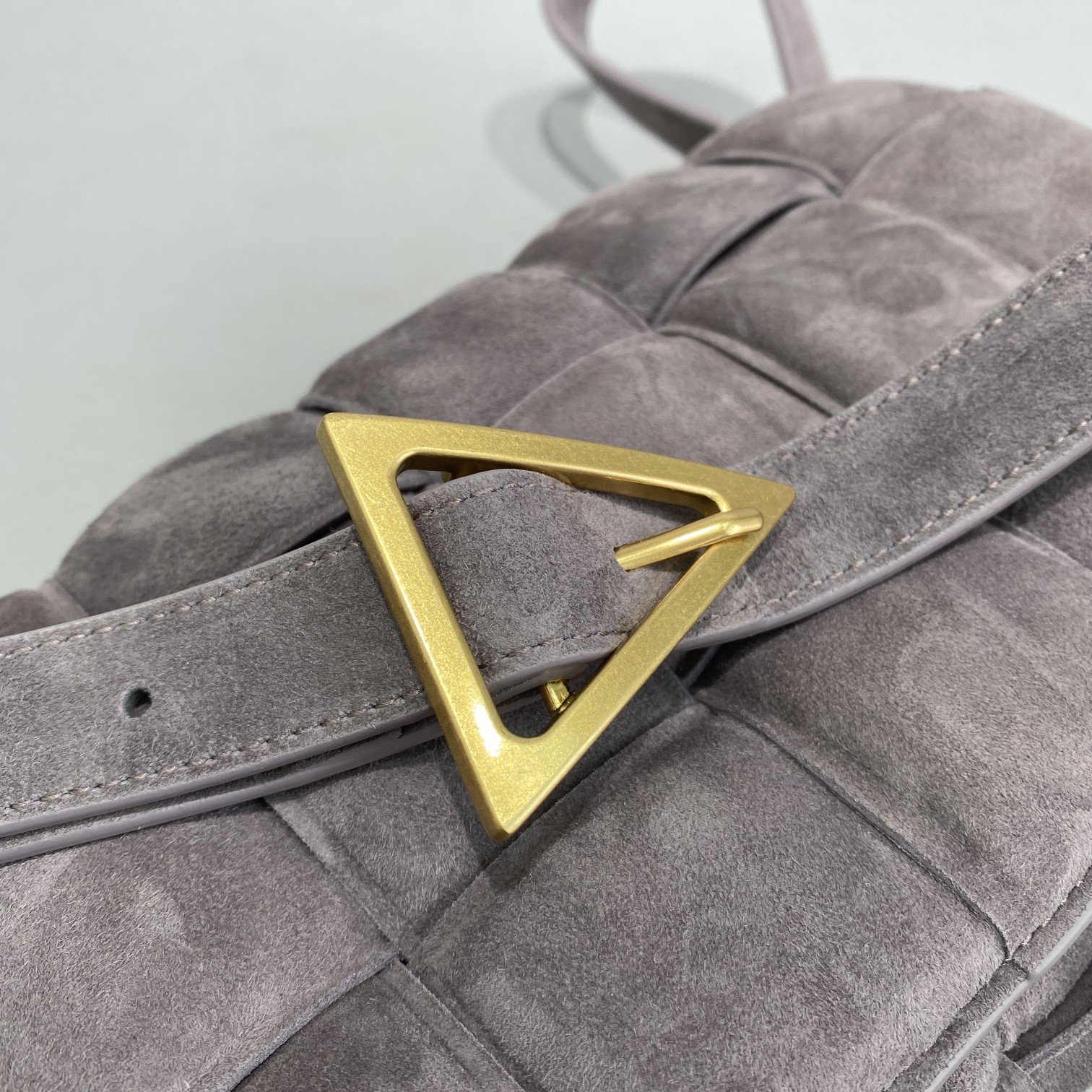 B0tt*ga Ven*ta Padded Cassette Gray, For Women, Women’s Bags 10.2in/26cm