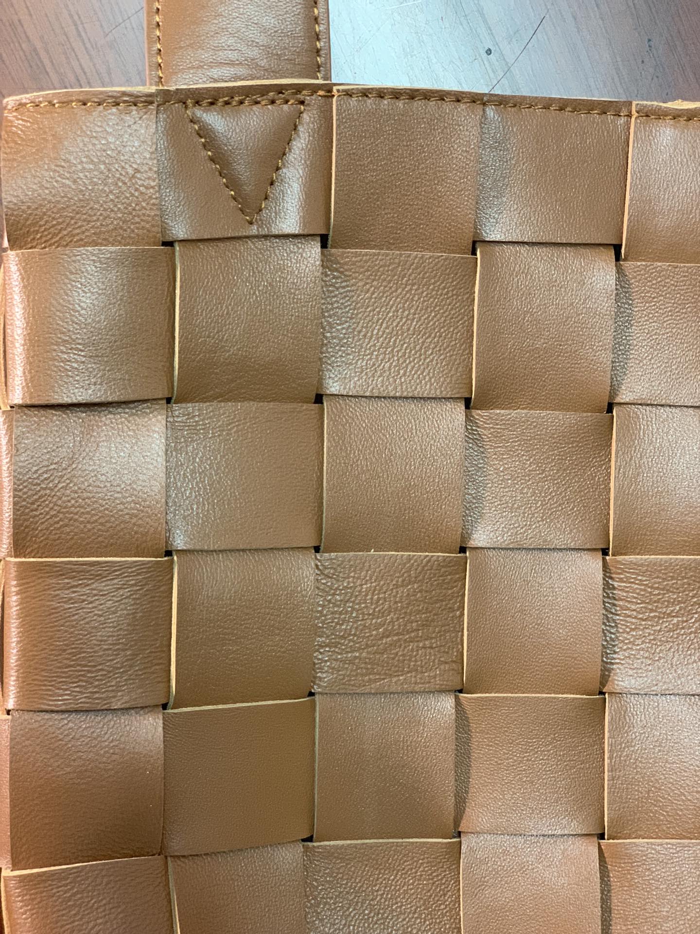 B0tt*ga Ven*ta Shoulder Bag Nappa Brown, For Women, Women’s Bags 12.9in/33cm