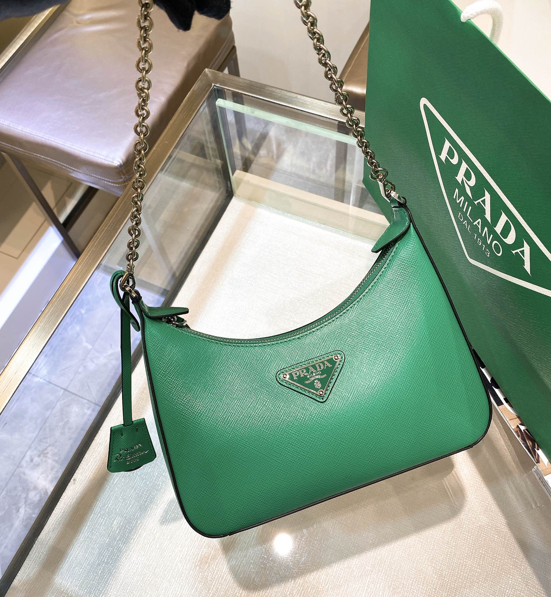 Pra*a Re-Edition 2005 Saffiano Leather Bag Green For Women, Women’s Bags 8.6in/22cm
