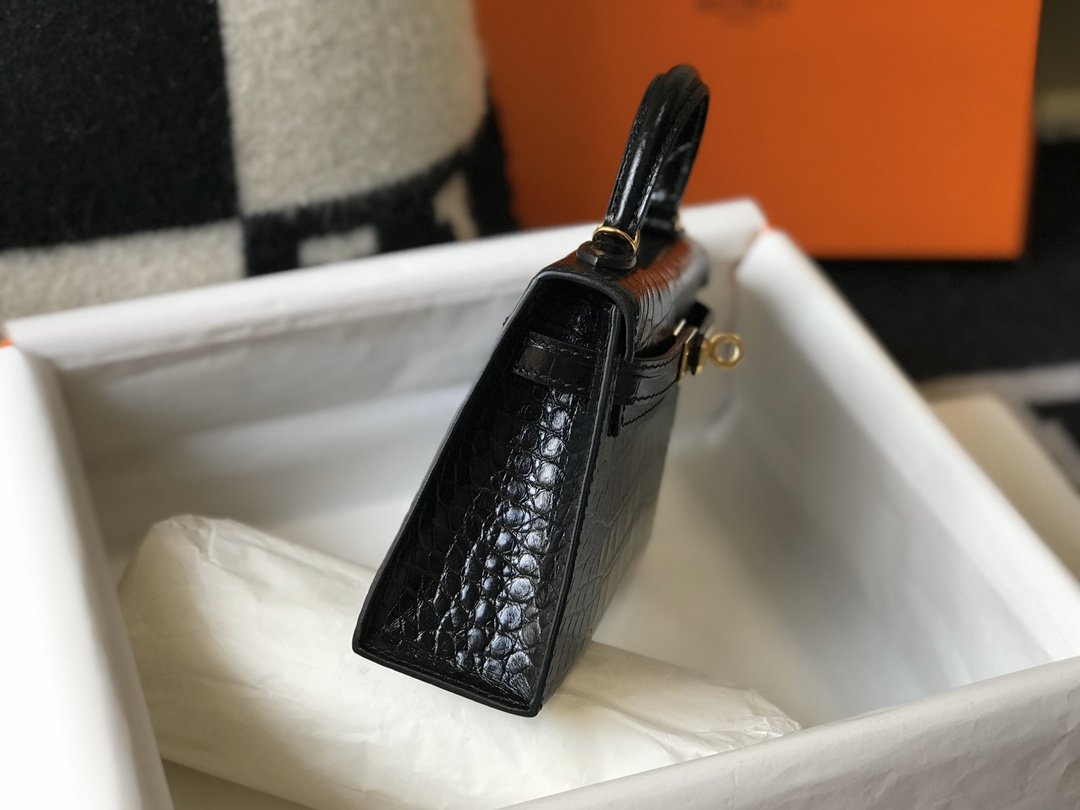 H**me5 Kelly Black For Women Gold Toned Hardware 7.8in/20cm