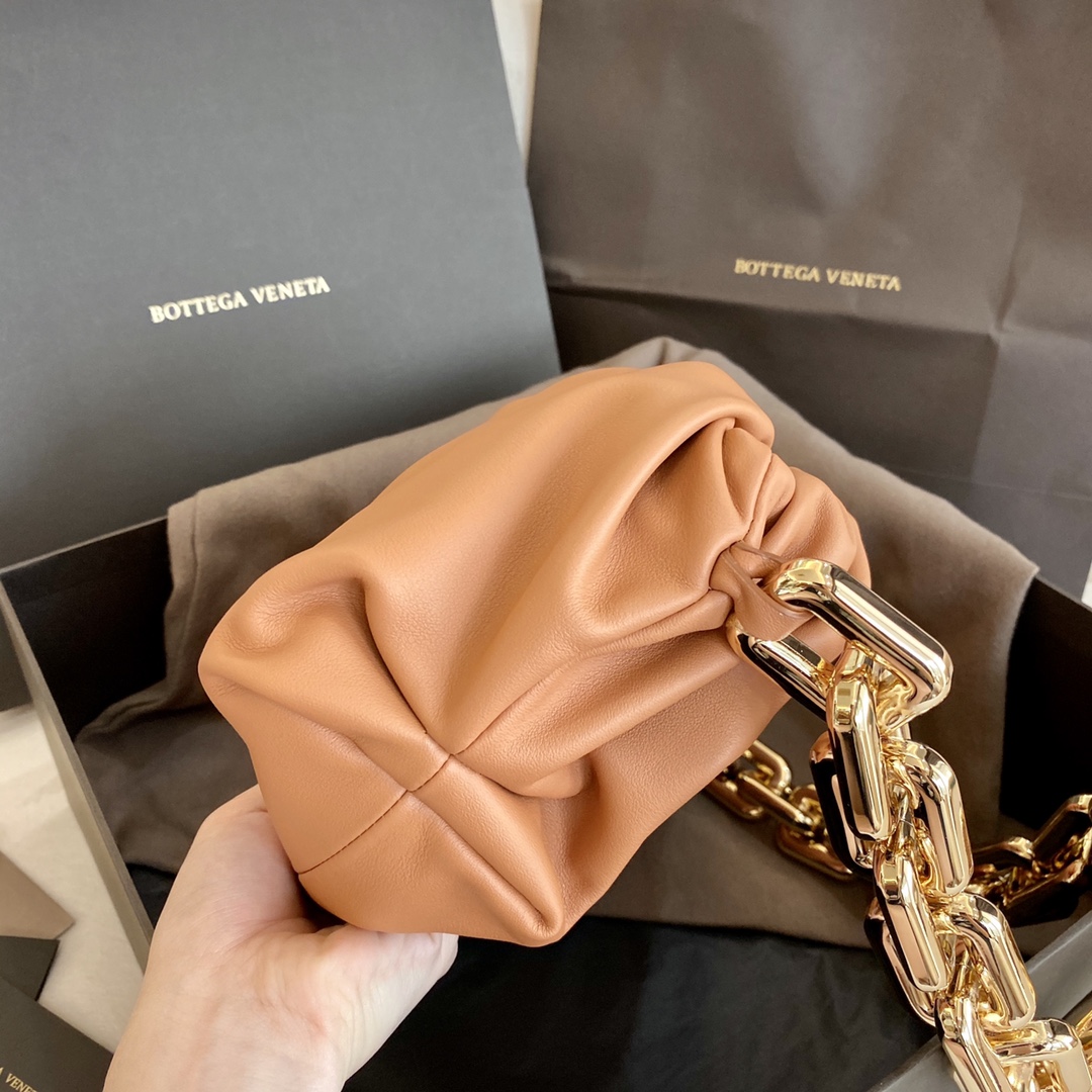 B0tt*ga Ven*ta Chain Pouch Light Orange, For Women, Women’s Bags 12.2in/31cm