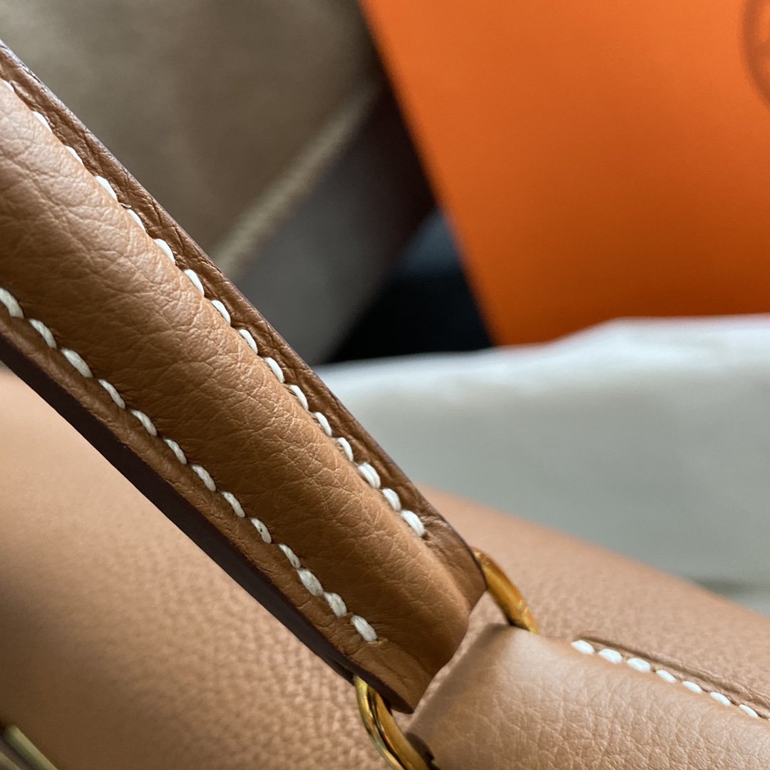 H**me5 Shoulder Kelly CK37 Brown For Women Gold Color Hardware 16.5in/42cm