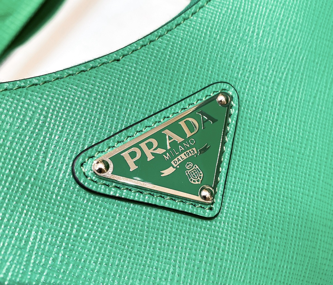 Pra*a Re-Edition 2005 Saffiano Leather Bag Green For Women, Women’s Bags 8.6in/22cm