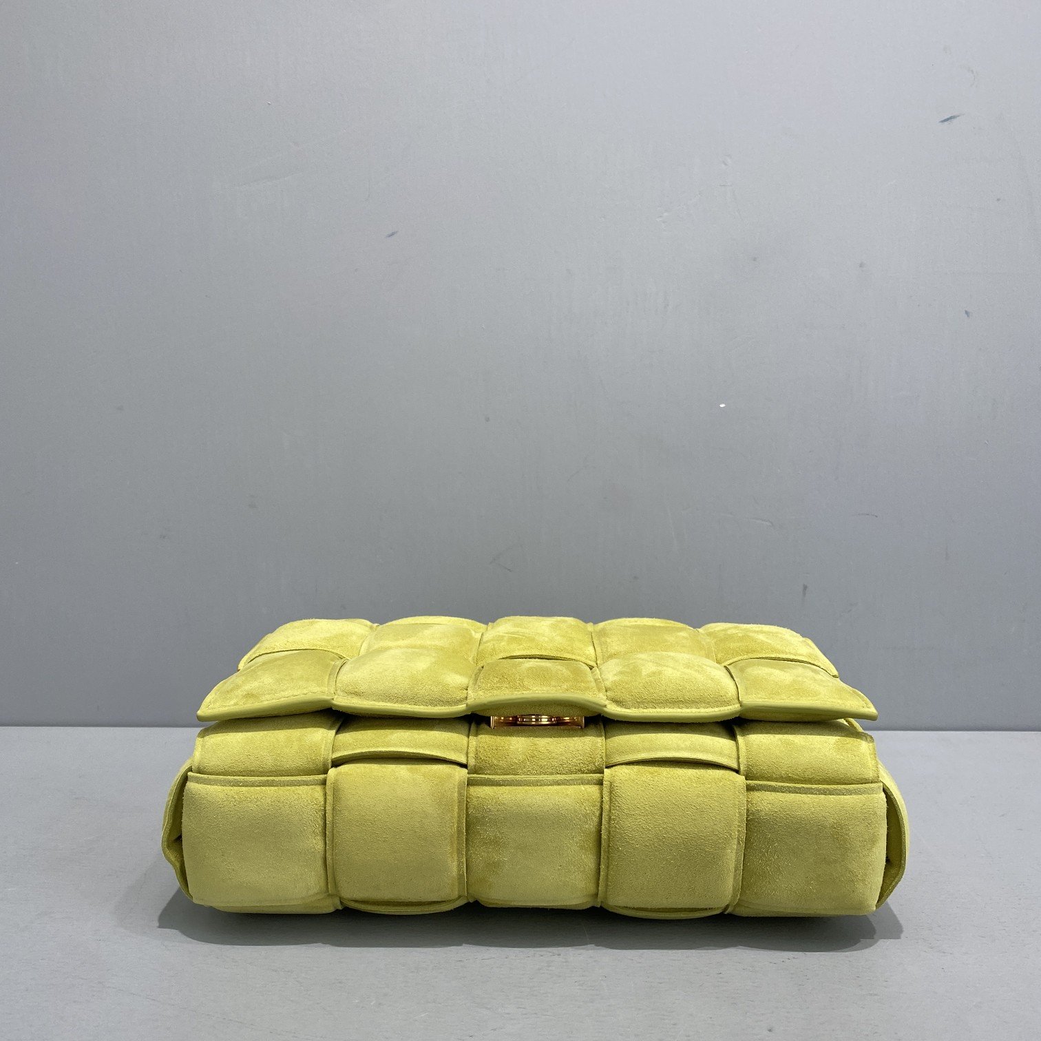B0tt*ga Ven*ta Padded Cassette Yellow, For Women, Women’s Bags 10.2in/26cm