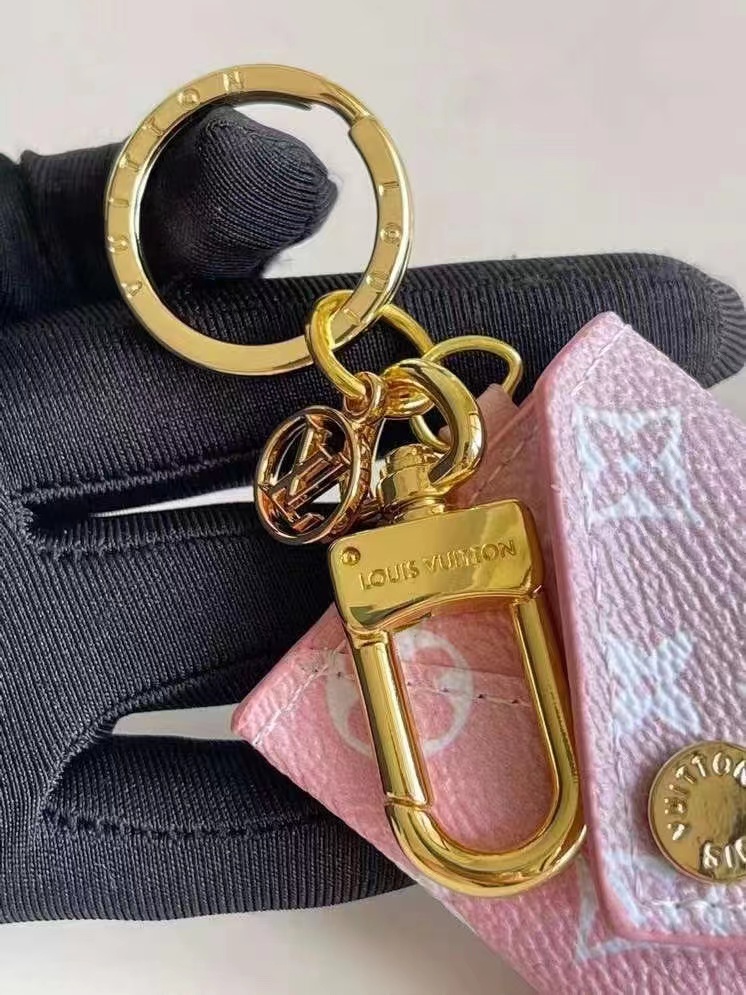 L0vis Vvtt0n Kirigami Pouch Bag Charm And Key Holder Monogram Canvas Pink For Women, Women’s Wallets 2.8in/7cm LV