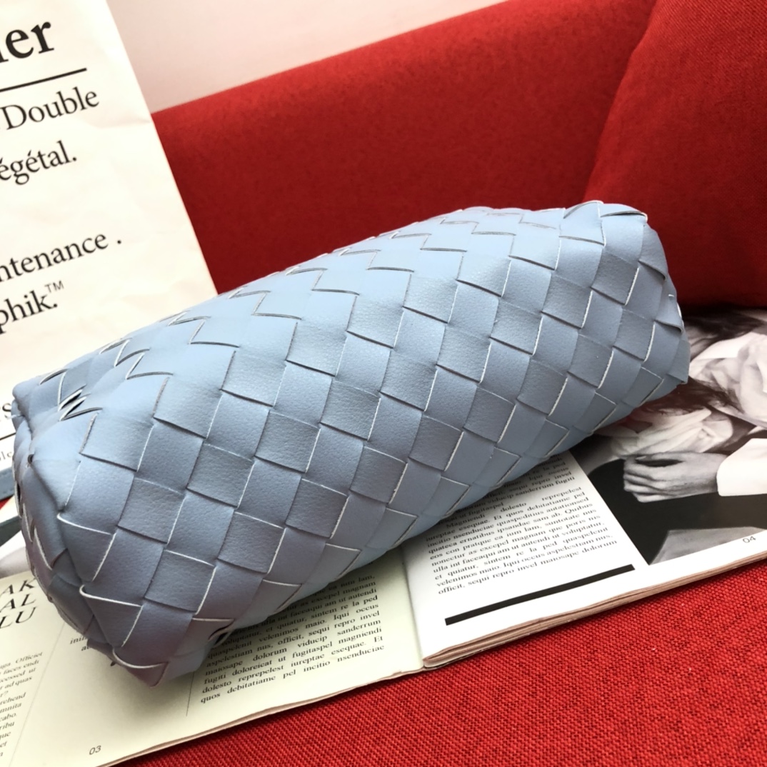 B0tt*ga Ven*ta Crossbody Bag Blue, For Women, Women’s Bags 9.4in/24cm