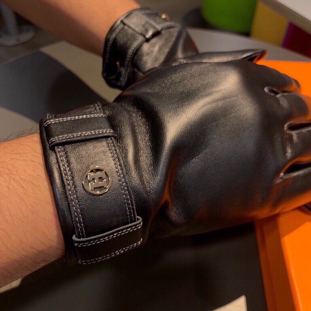 H**me5 Soya Gloves In Black
