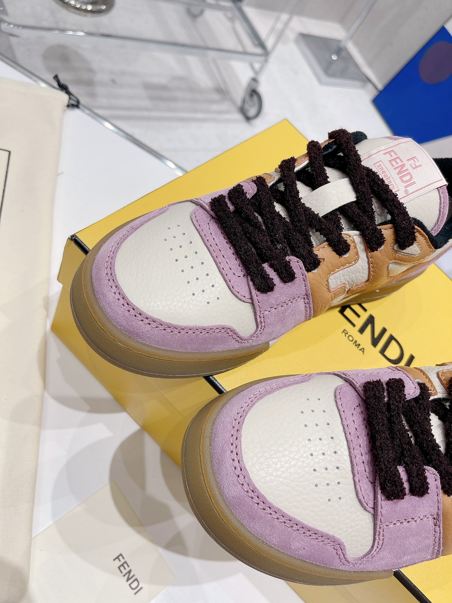 F**di Match Pink Low Tops For Women 8E8252AI1NF1H1C