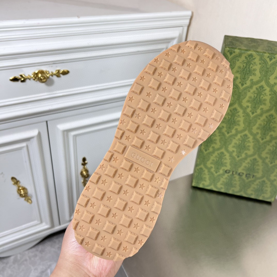 Gvc*1 Men’s GG Sneakers Blue For Men ‎675840