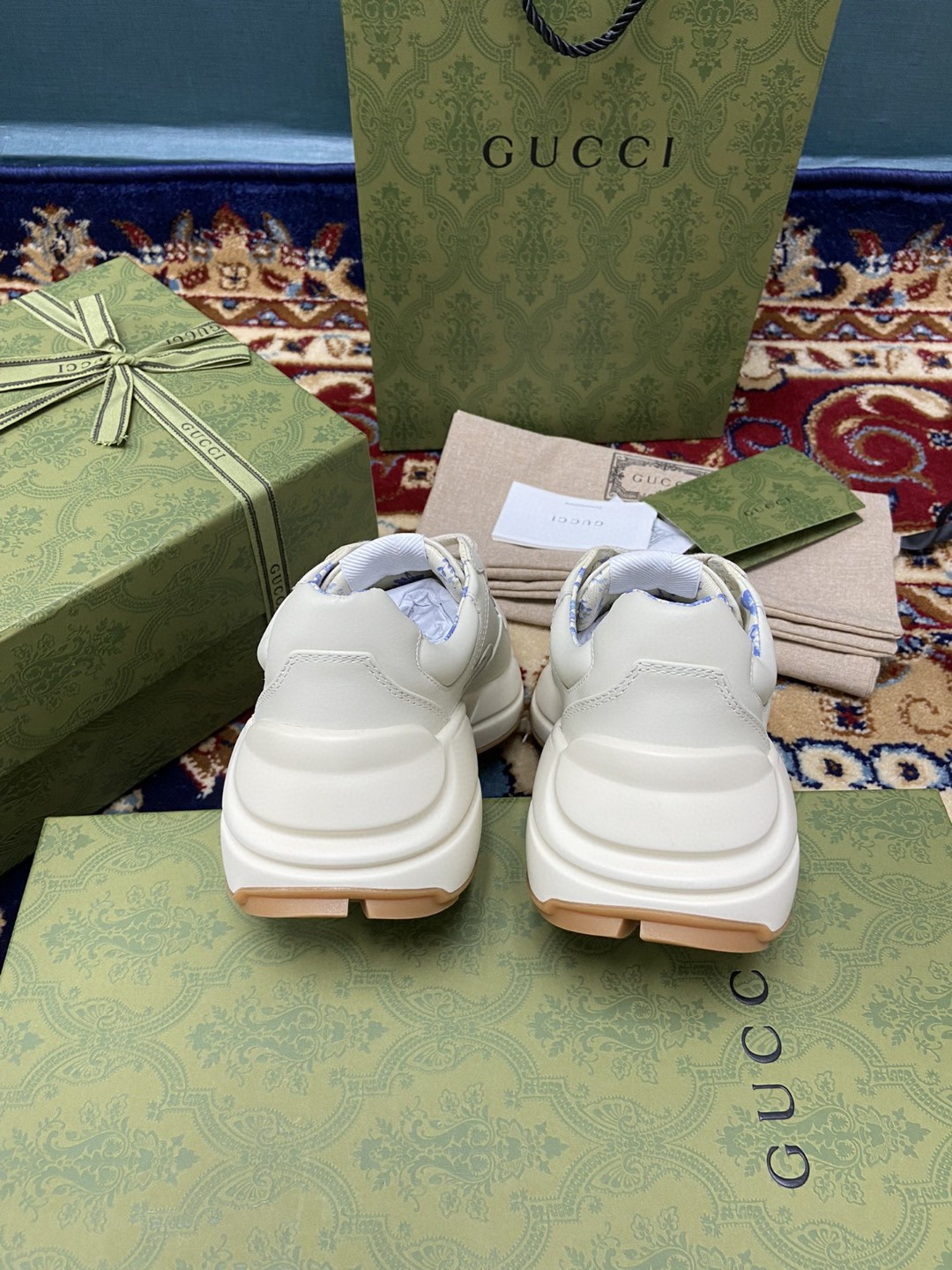 Gvc*1 Women’s Rhyton Sneaker GG With NY Yankess White Ivory For Women 548638 DRW00 9022