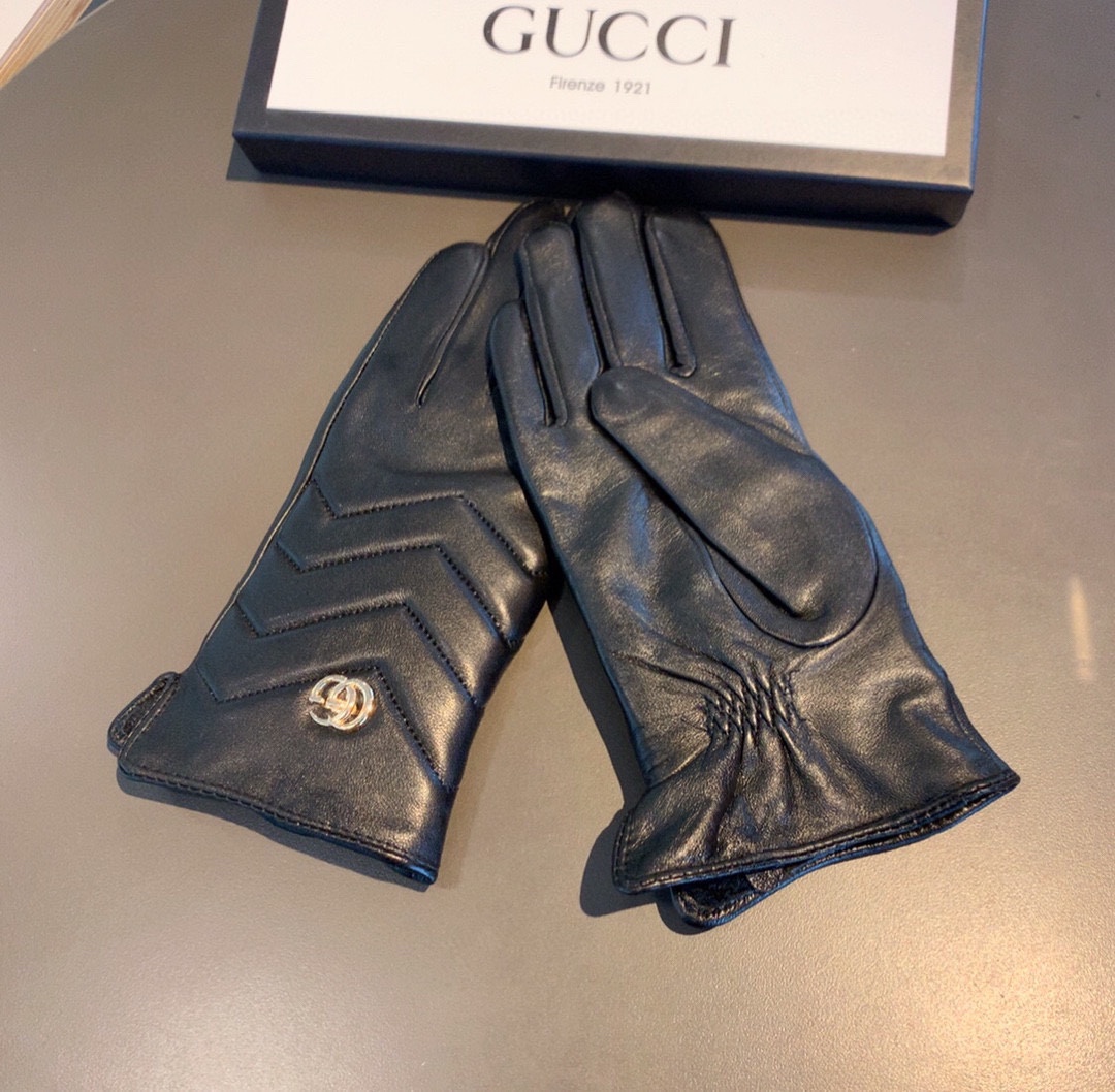 Gvc*1 Gloves With Signature Double G Motif In Black