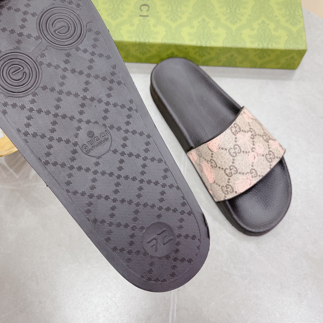 Gvc*1 Women’s GG Slide Sandal With Strawberry And Cherry Black For Women 407345