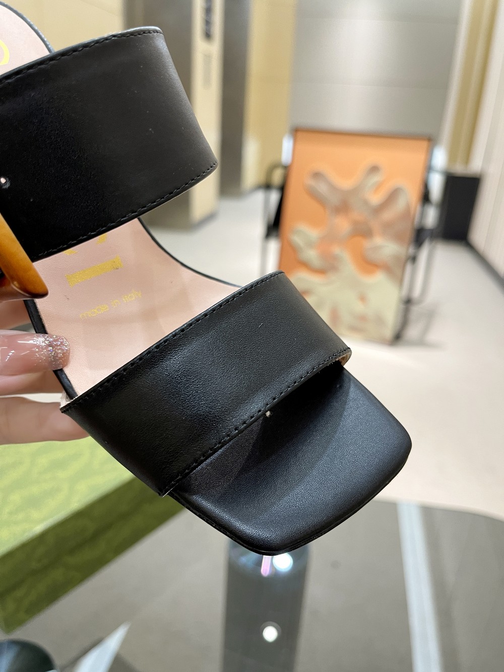 Gvc*1 Women’s Sandal With Bamboo Buckle Black For Women GG