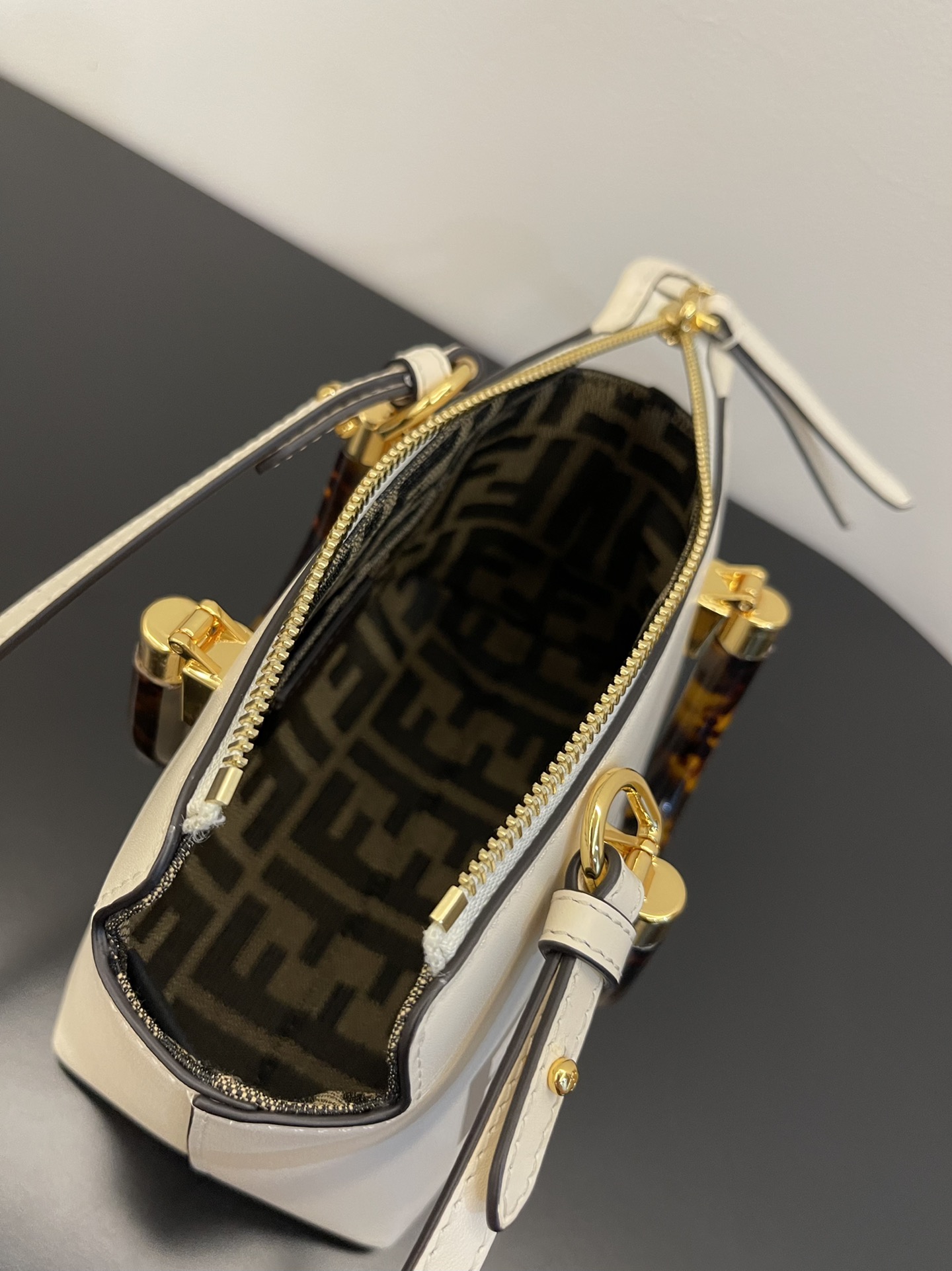 F**di By The Way White Mini Bag For Woman 17cm/6.5in