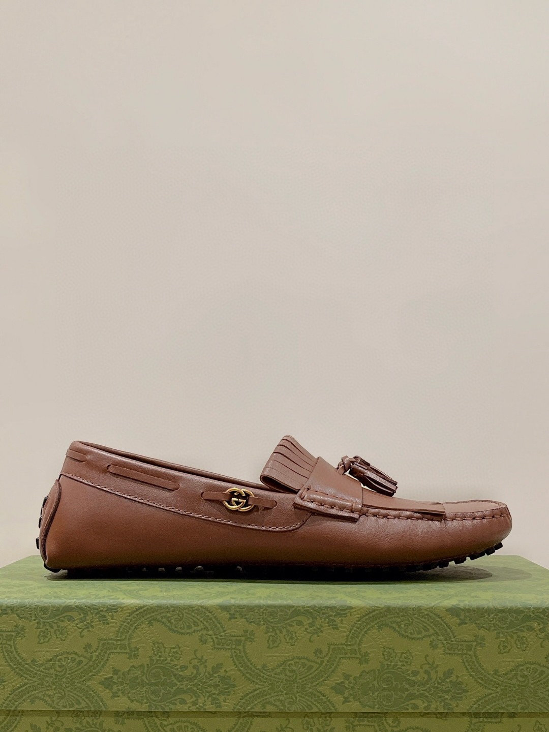 Gvc*1 Men’s Loafer With Driver Interlocking G Brown For Men 624699