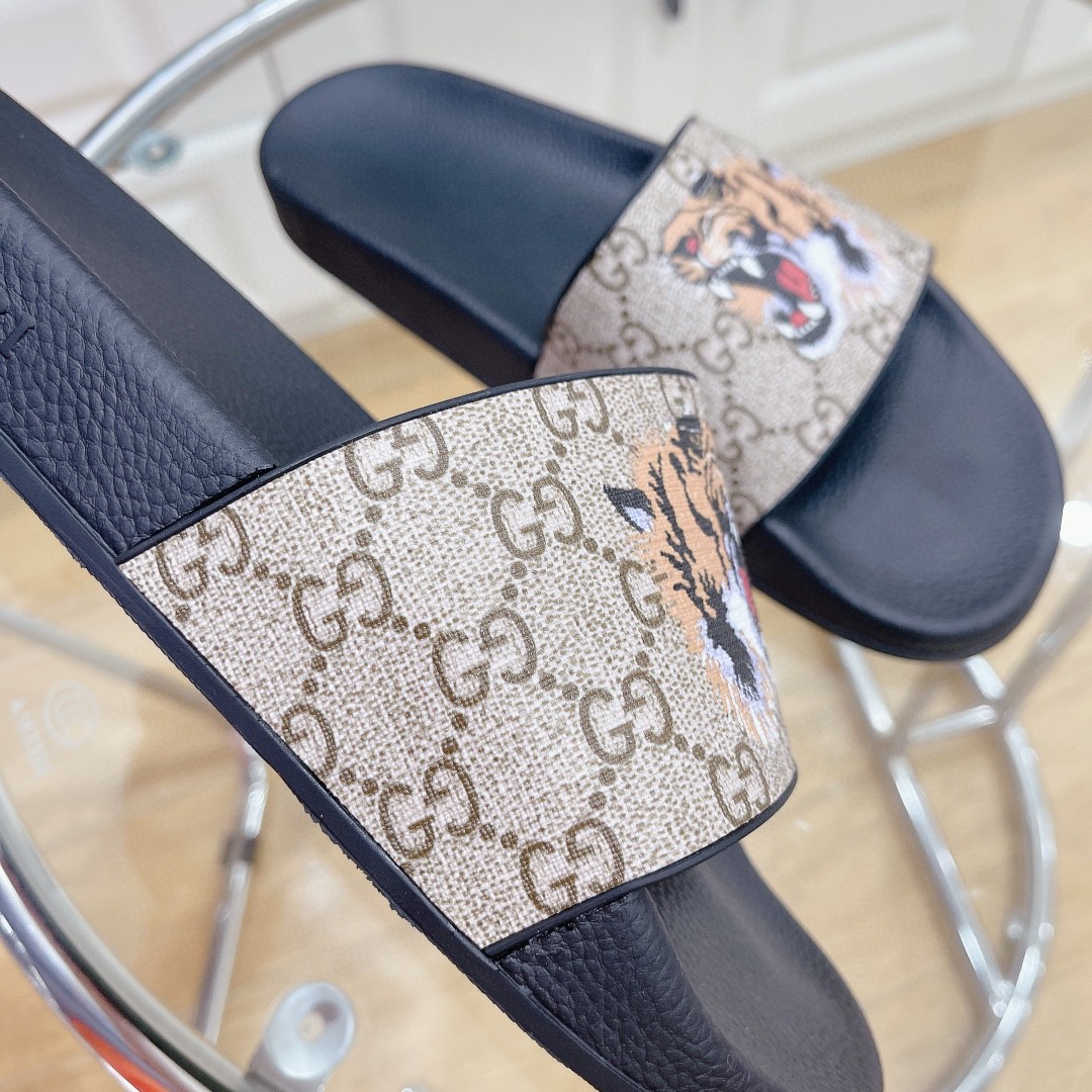 Gvc*1 Women’s Gvc*1 Svp*me Slides With Tiger Black And Gray For Women 408508