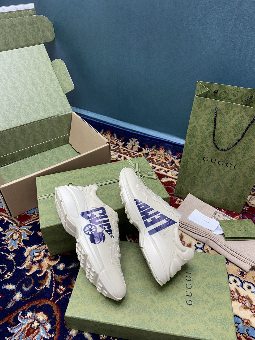 Gvc*1 Men’s Rhyton Sneakers With Lemon Gvc*1 White Ivory For Men ‎684899 DRW00 9522