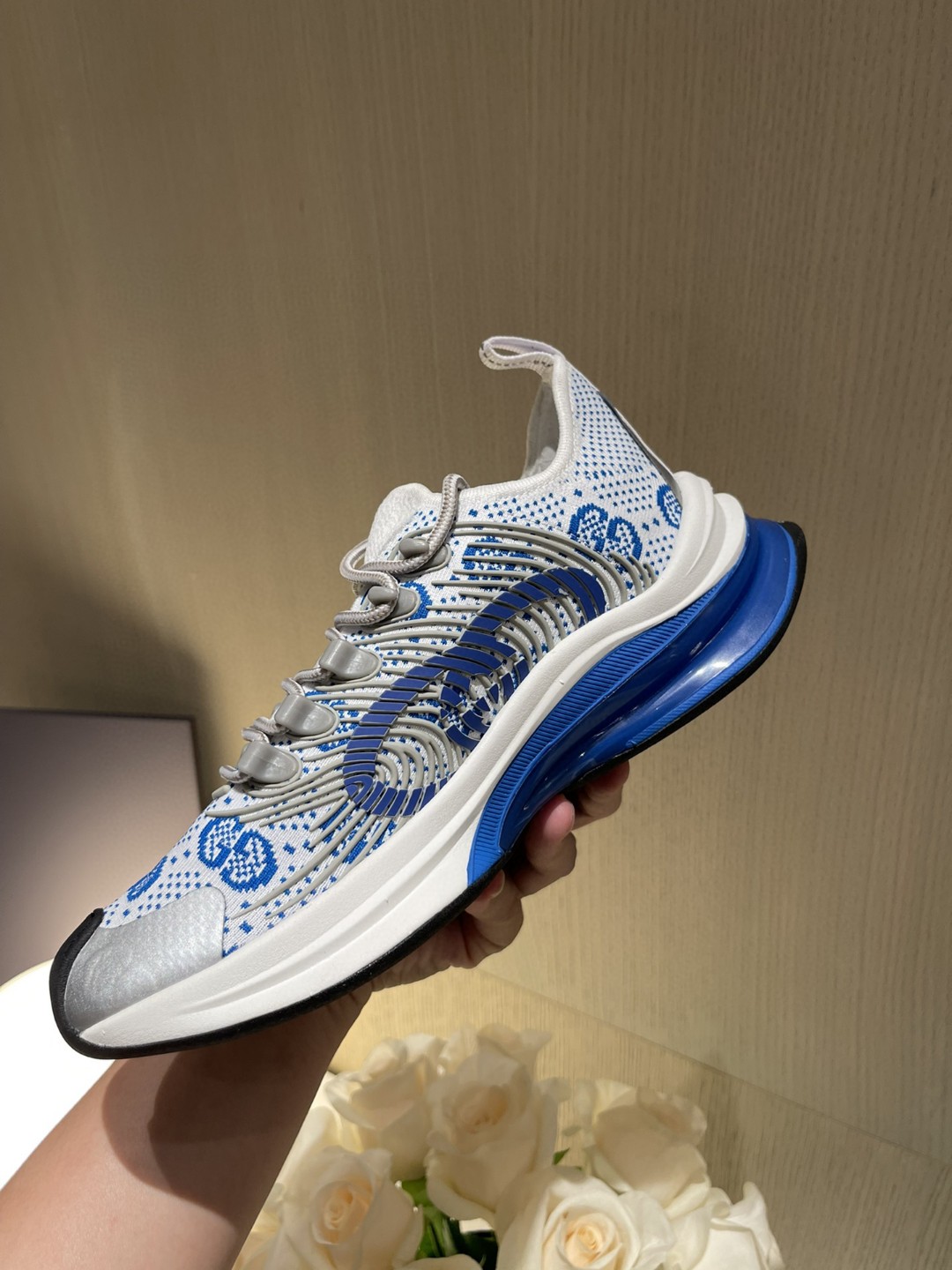 Gvc*1 Run Women’s Sneaker White Blue For Women 680900 USN10 8485