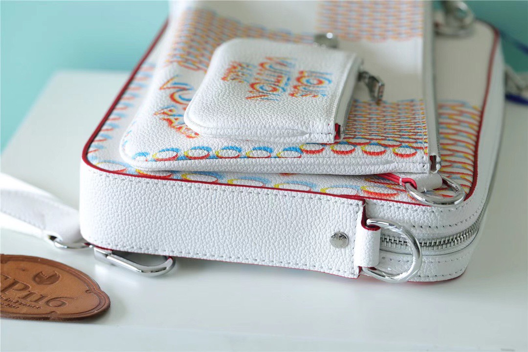 L0vis Vvtt0n Trio Messenger Damier Spray White For Men, Men’s Bags, Shoulder And Crossbody Bags 9.5in/25cm LV M20665