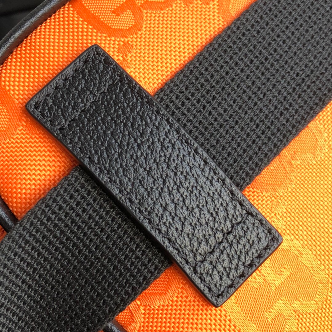 Gvc*1 Gvc*1 Off The Grid Belt Bag Orange GG ECONYL® For Men 9.5in/24cm GG