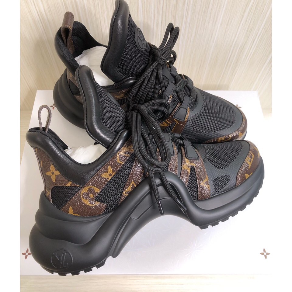 L0vis Vvtt0n Women’s LV Archlight Sneaker Black For Women LV 1A43LO