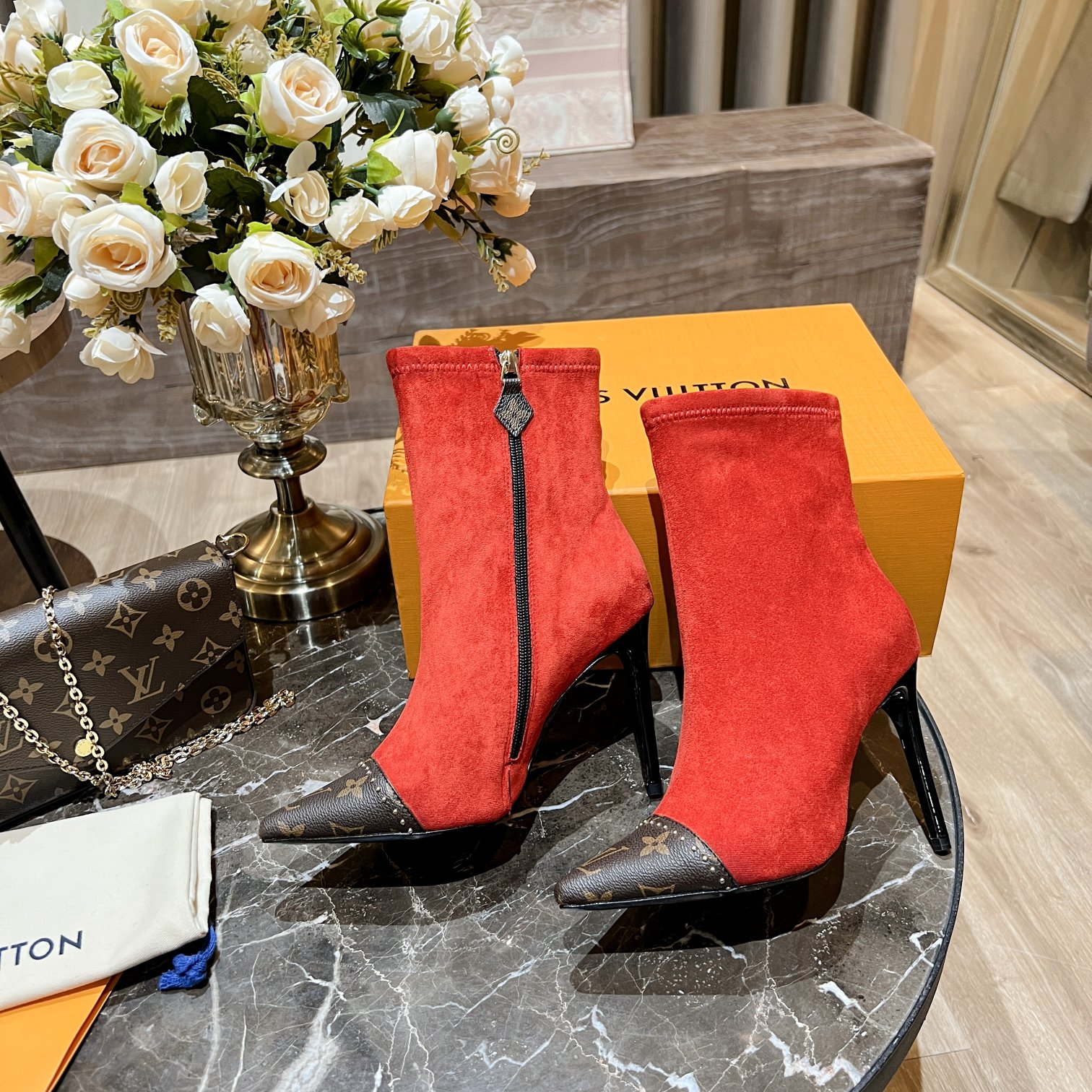 L0vis Vvtt0n Women’s Cherie Ankle Boots Red For Women LV