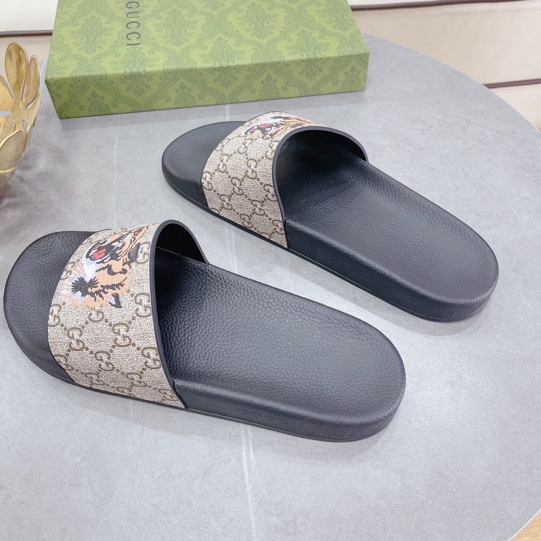 Gvc*1 Women’s Gvc*1 Svp*me Slides With Tiger Black And Gray For Women 408508