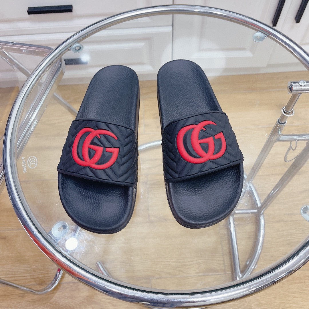 Gvc*1 Men’s Quilted GG Rubber Slide Black And Red For Men 601041