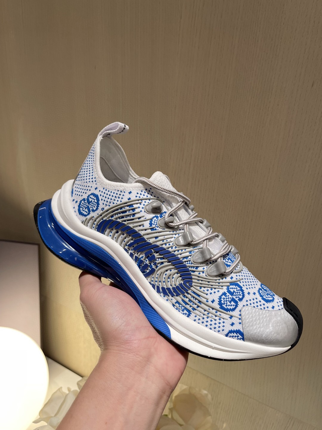 Gvc*1 Run Women’s Sneaker White Blue For Women 680900 USN10 8485