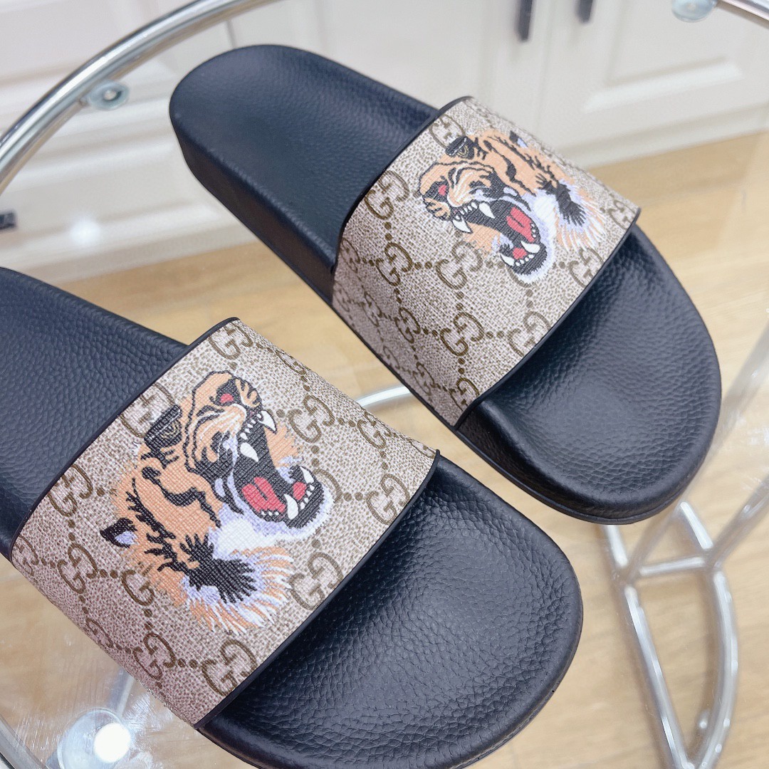 Gvc*1 Women’s Gvc*1 Svp*me Slides With Tiger Black And Gray For Women 408508