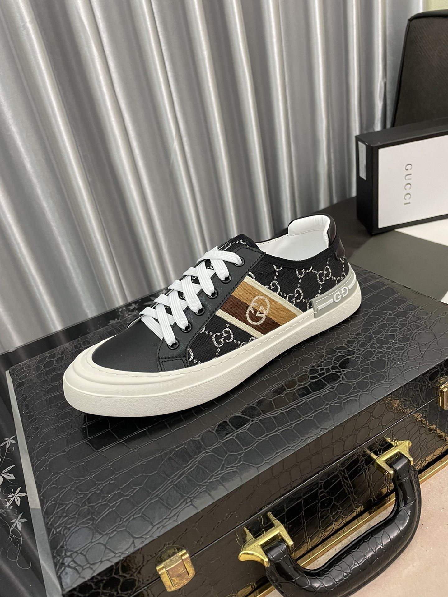 Gvc*1 Men’s GG Embroidery Sneaker With Web Black For Men