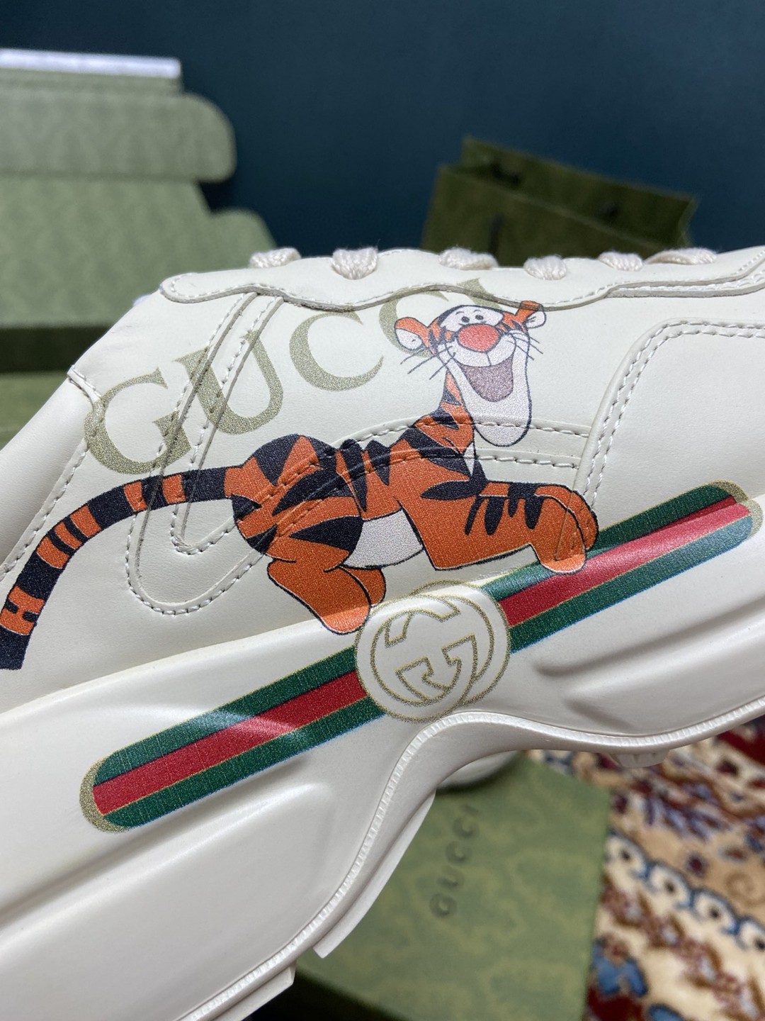 Gvc*1 Men’s Rhyton Sneakers With Gvc*1 Tiger White Ivory For Men 524990