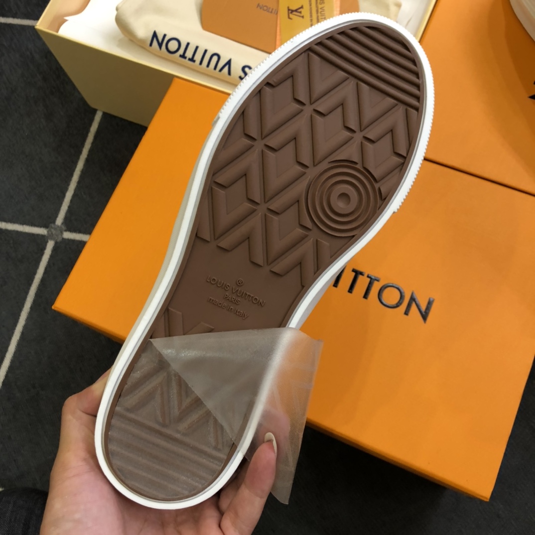L0vis Vvtt0n LV Slip On Brown For Men LV