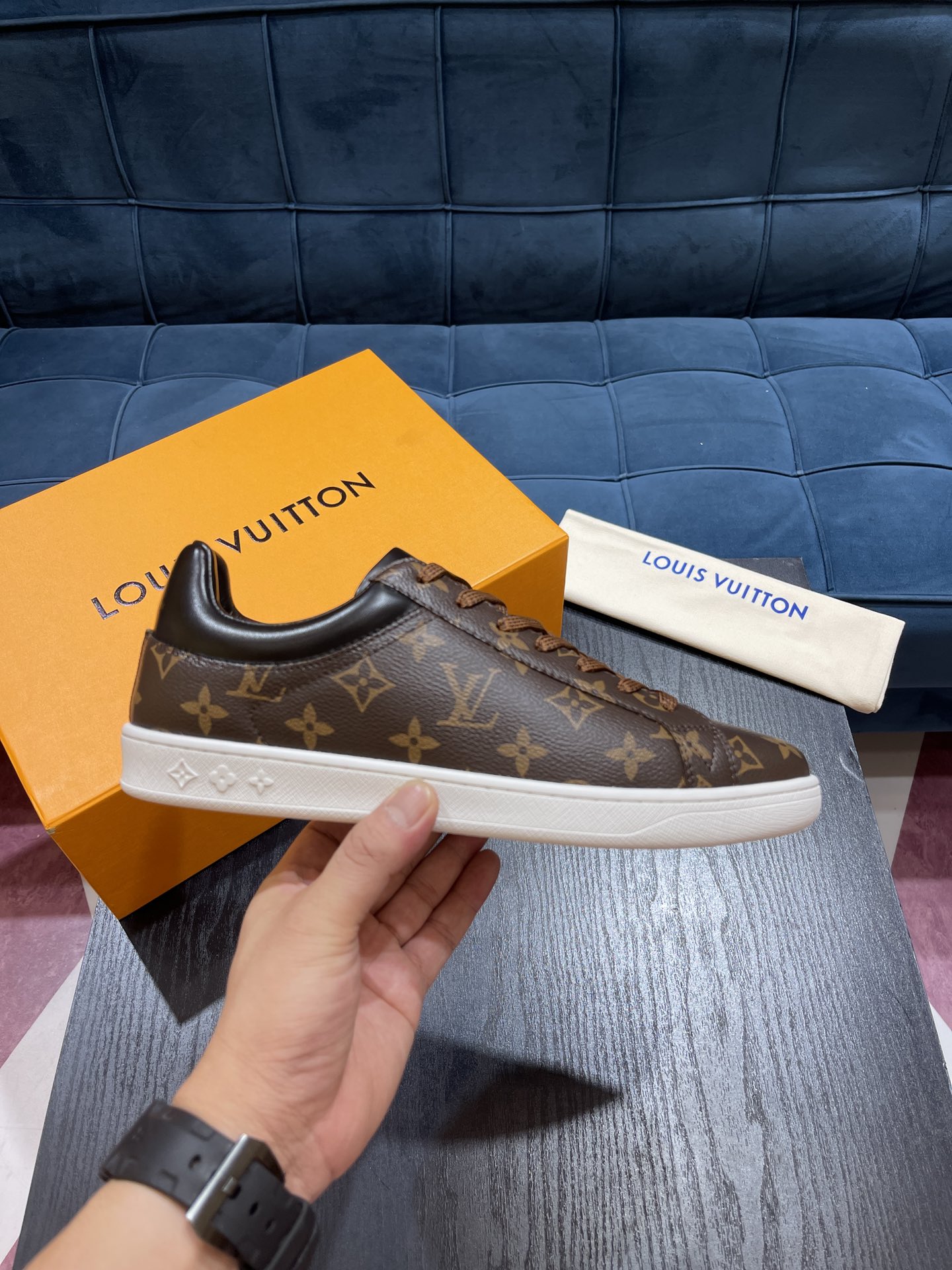 L0vis VuittionLuxembourg Sneaker Brown For Men LV 1A4PAF