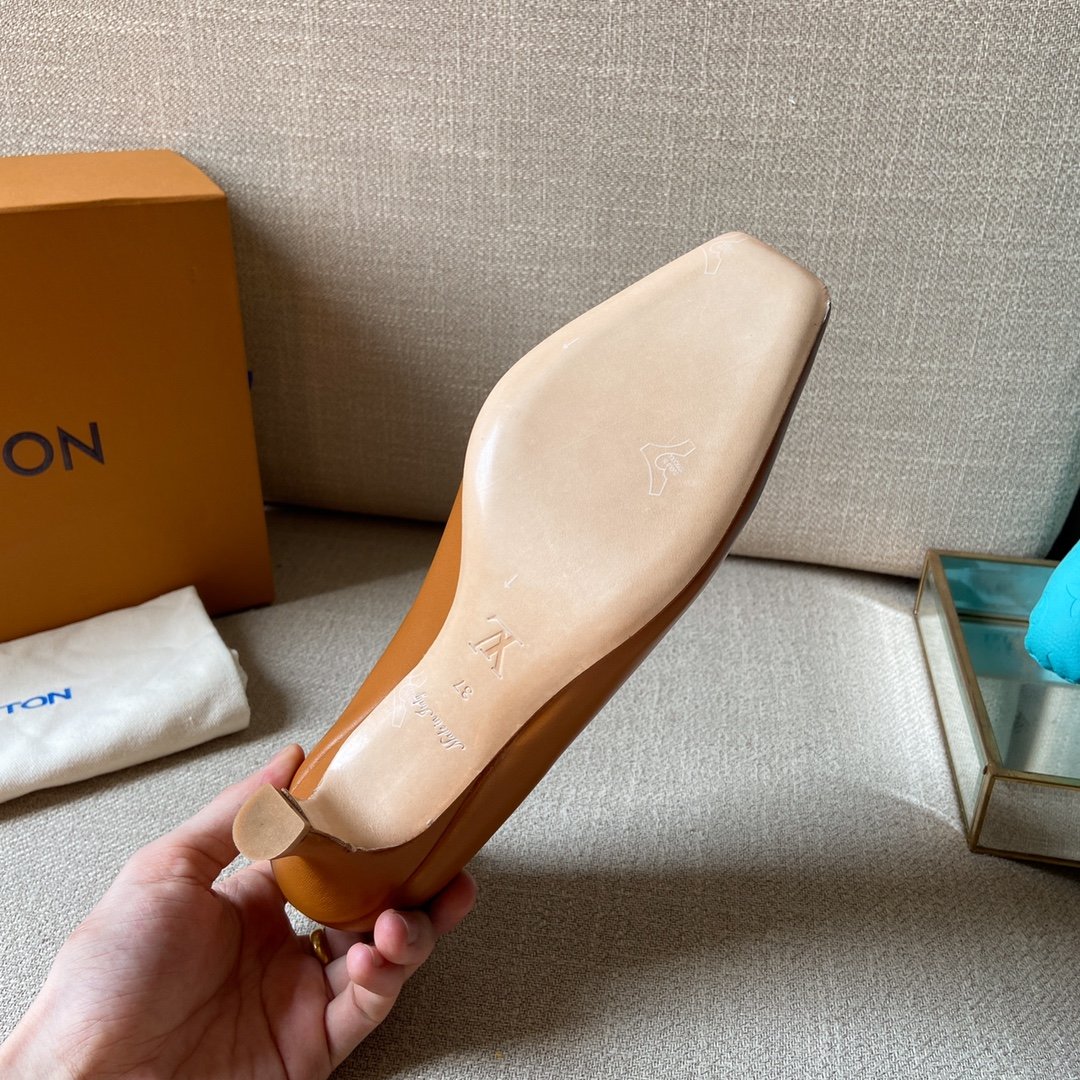 L0vis Vvtt0n Women’s Rotary Pump Brown For Women LV