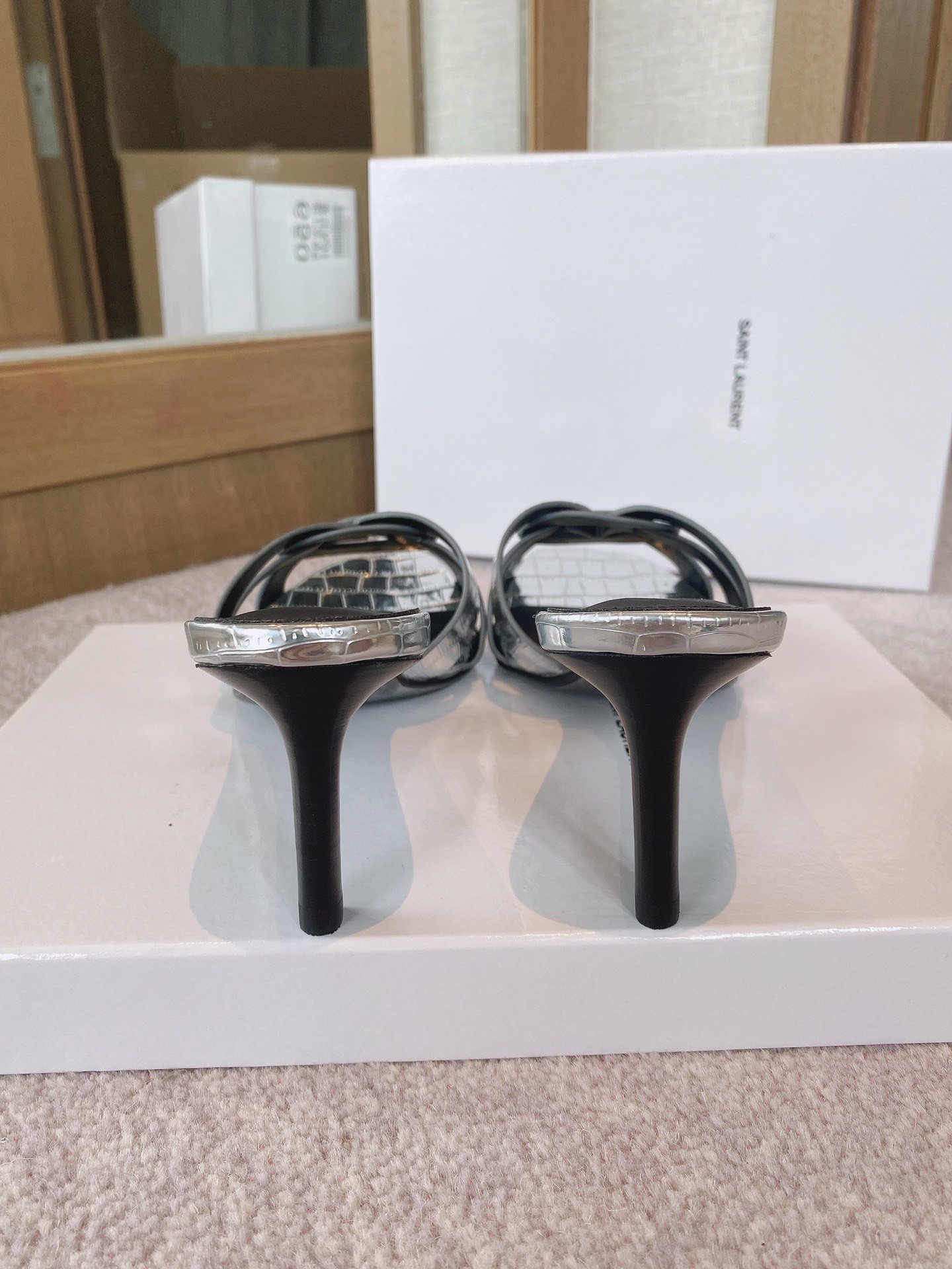 Sa1nt Lau*nt Women’s Tribute Heeled Mules Sliver For Women Y51